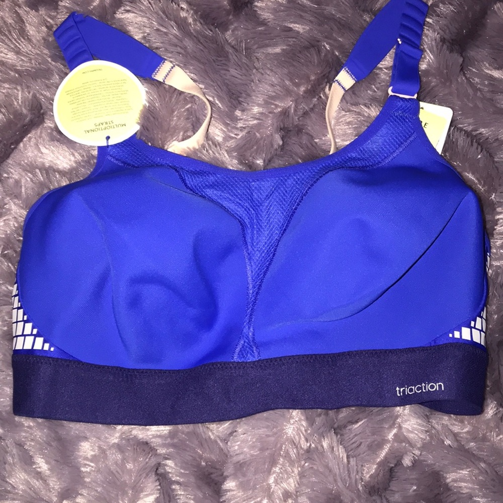 Triaction extreme support sports bra